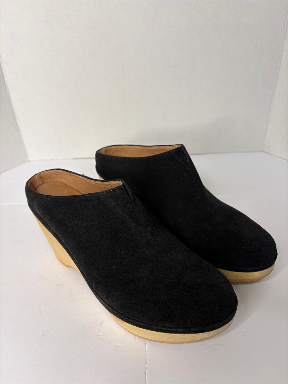 Kenneth Cole Gentle Souls Black Suede Skylar Clog